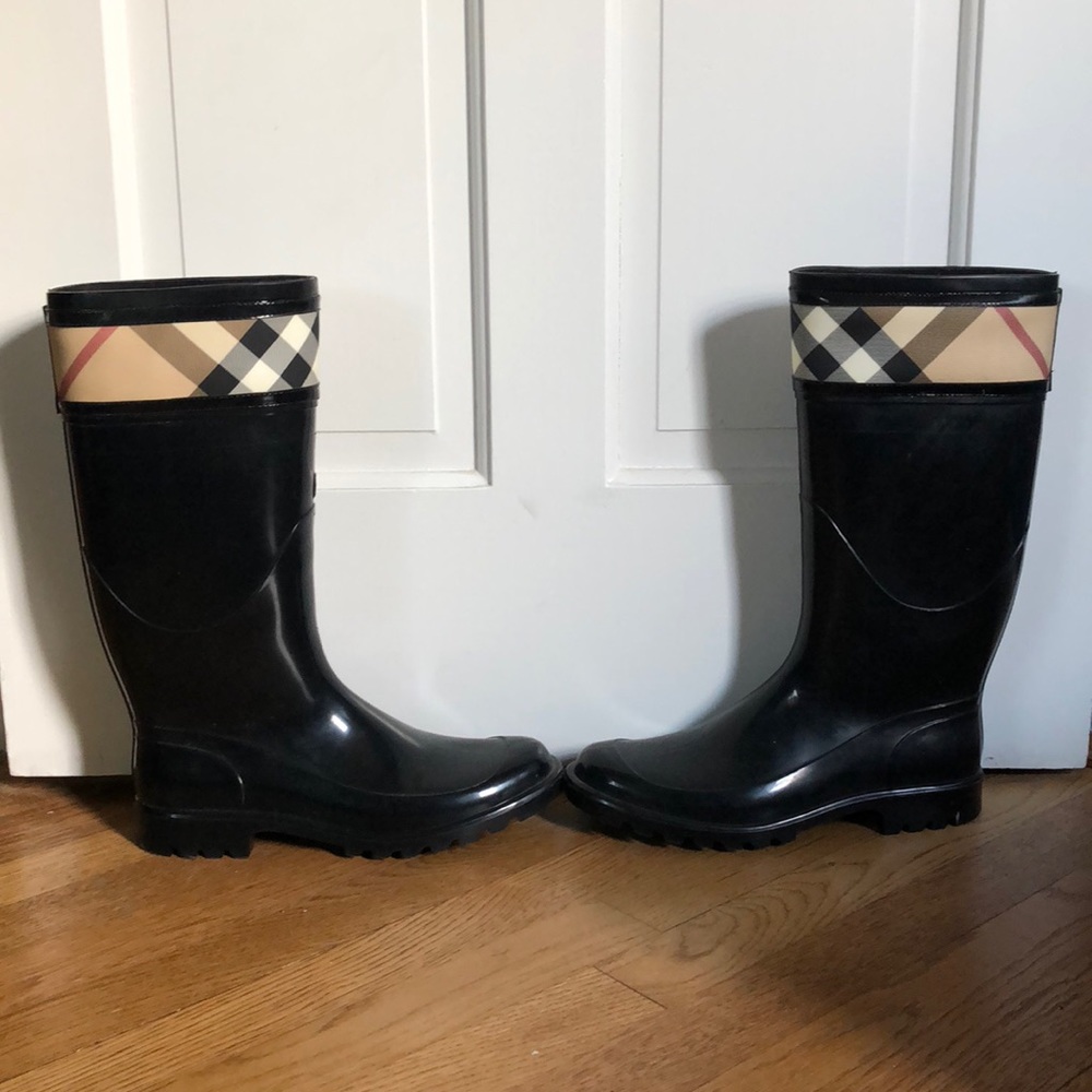 Burberry Rainboots